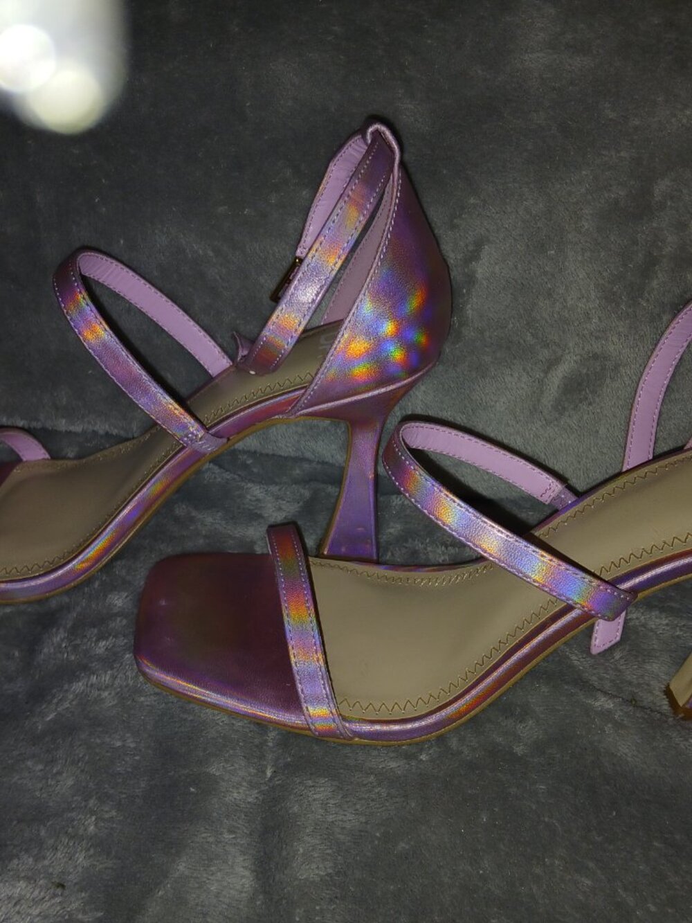 High heels - Picture 3 of 5